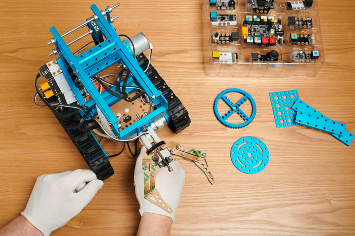 Kids robot building kit online